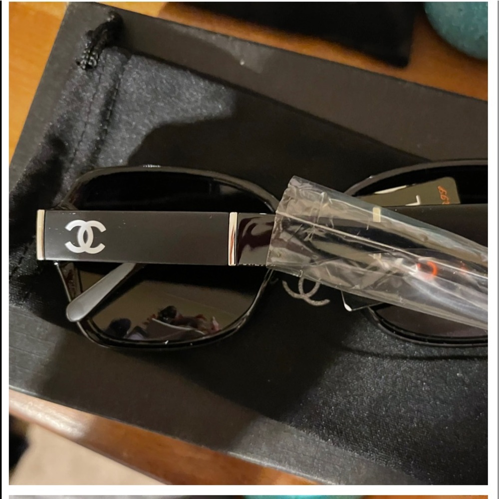 Black sunglasses super cute